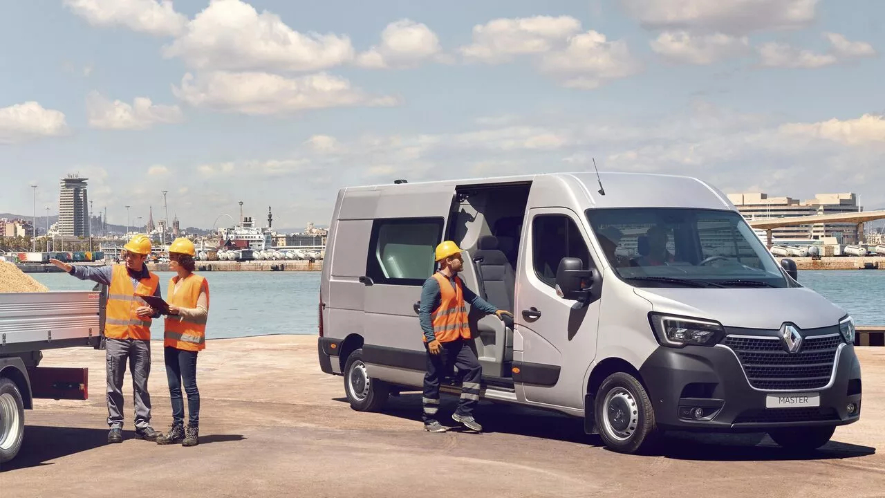 Illustration - Auto-entrepreneur vs société : quel artisan choisir ?